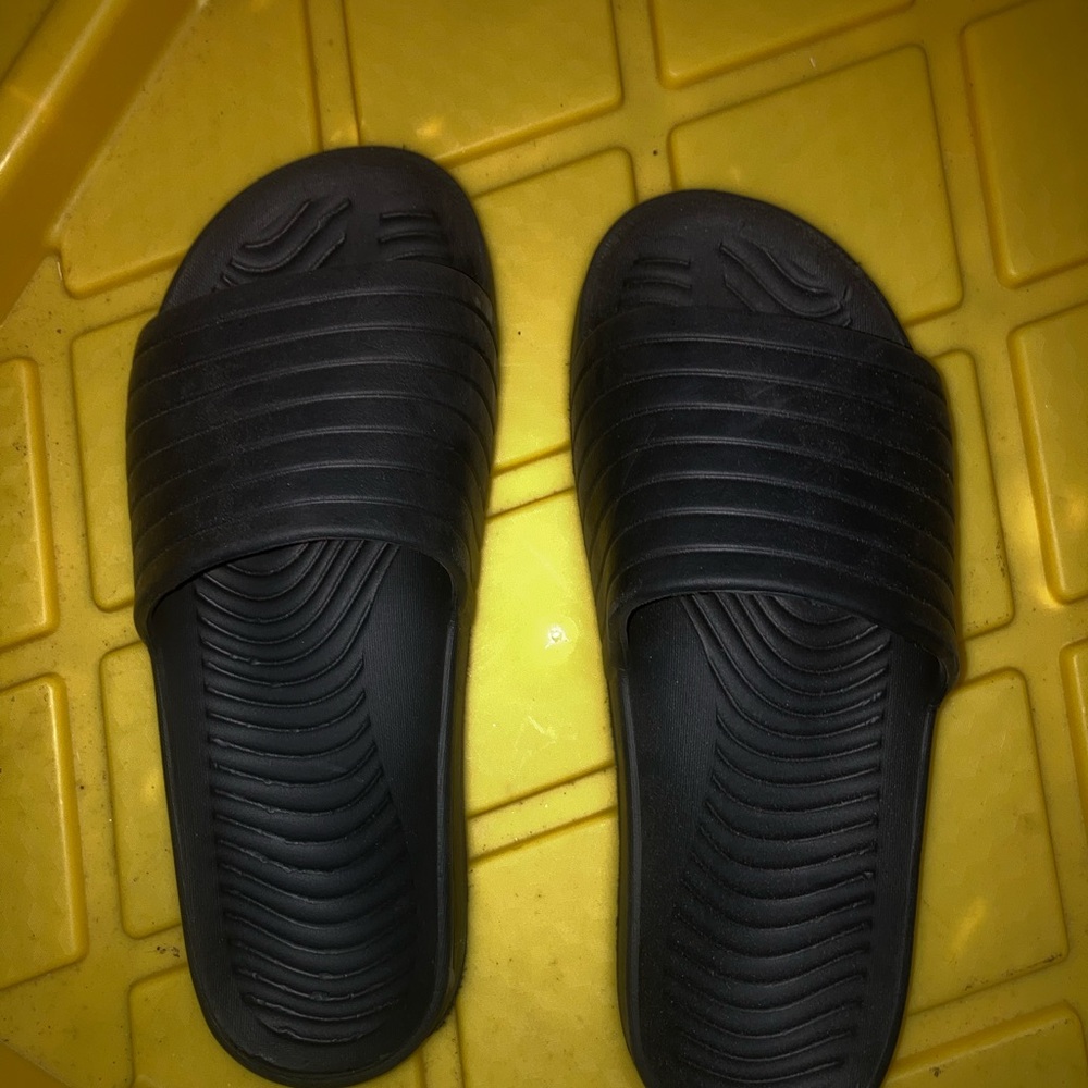 Active USA Black Kids Slide Sandals